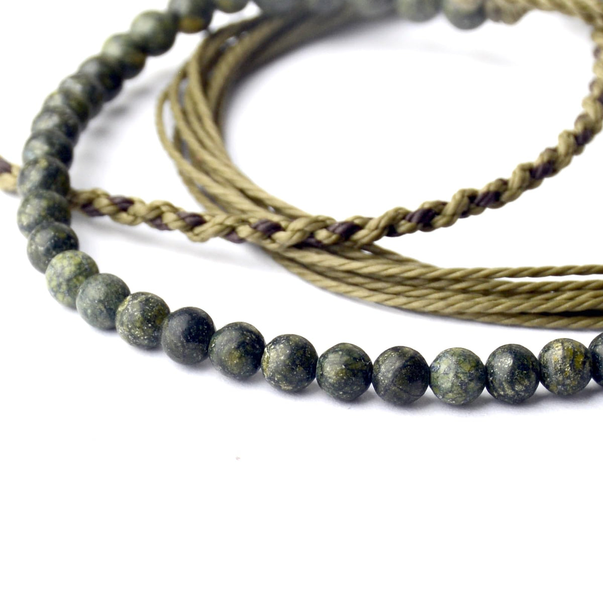 Mezcla Vida Handmade Natural Stone Beaded Healing Bracelet Gift for Men Adjustable Rope String Bracelet