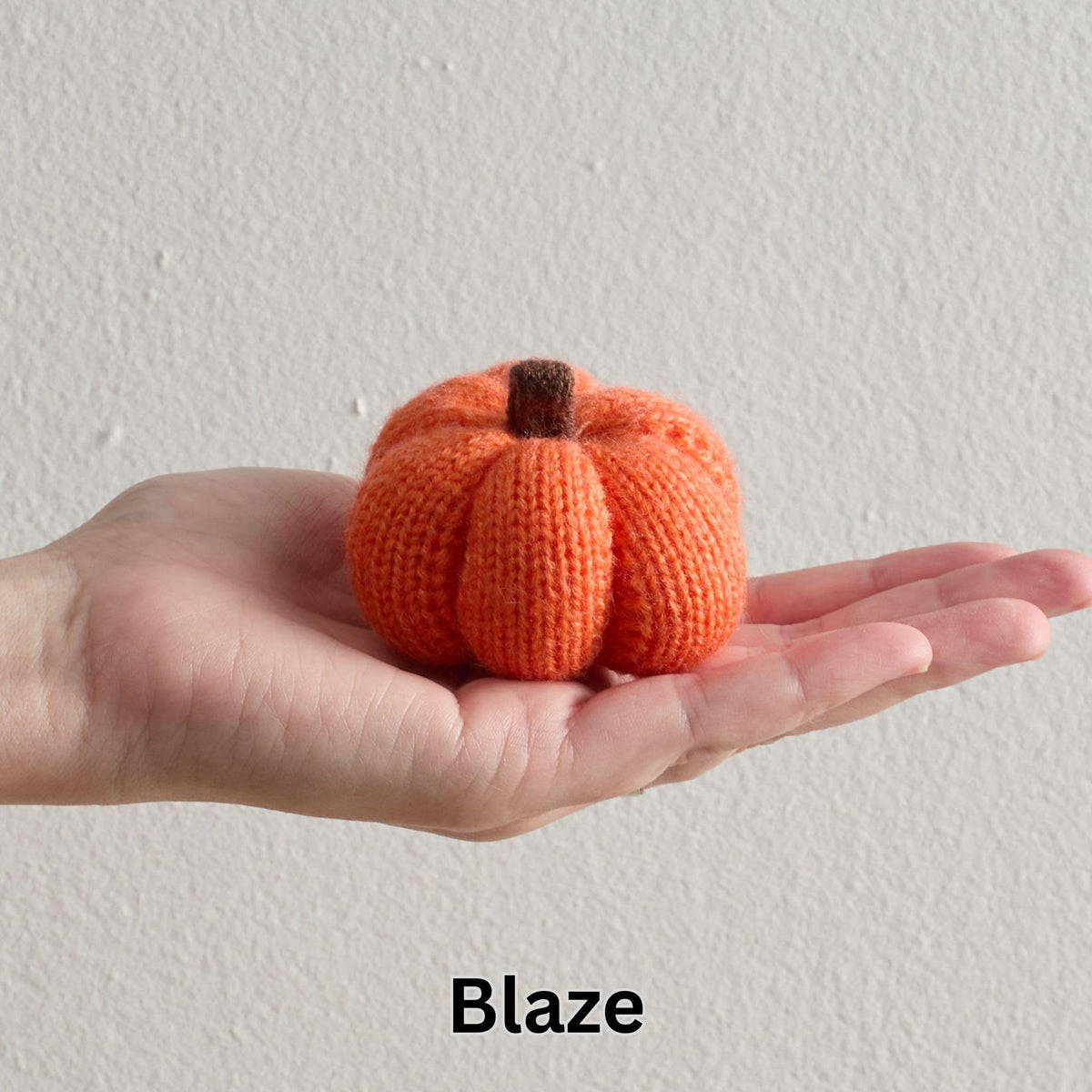 Mini Knit Pumpkins Set of 5, Fall Décor (Autumn Set)