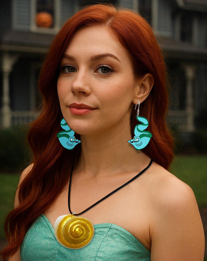 Sea Witch Necklace, Gold Conch Shell Glowing Necklace for Cosplay Coustume, Merch Accessories Gifts