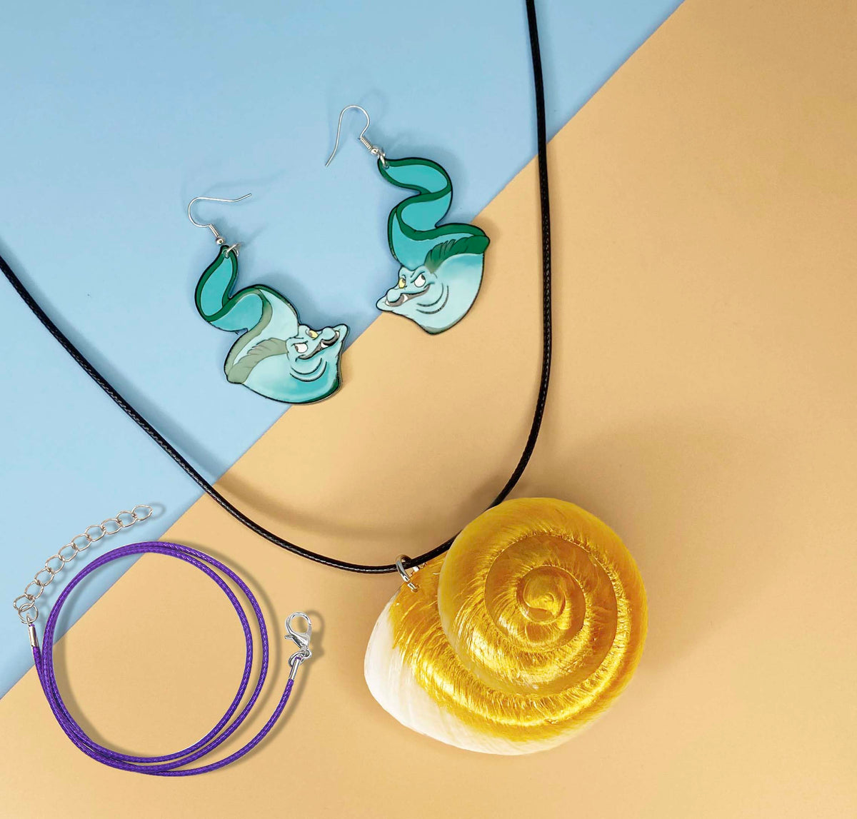 Sea Witch Necklace, Gold Conch Shell Glowing Necklace for Cosplay Coustume, Merch Accessories Gifts