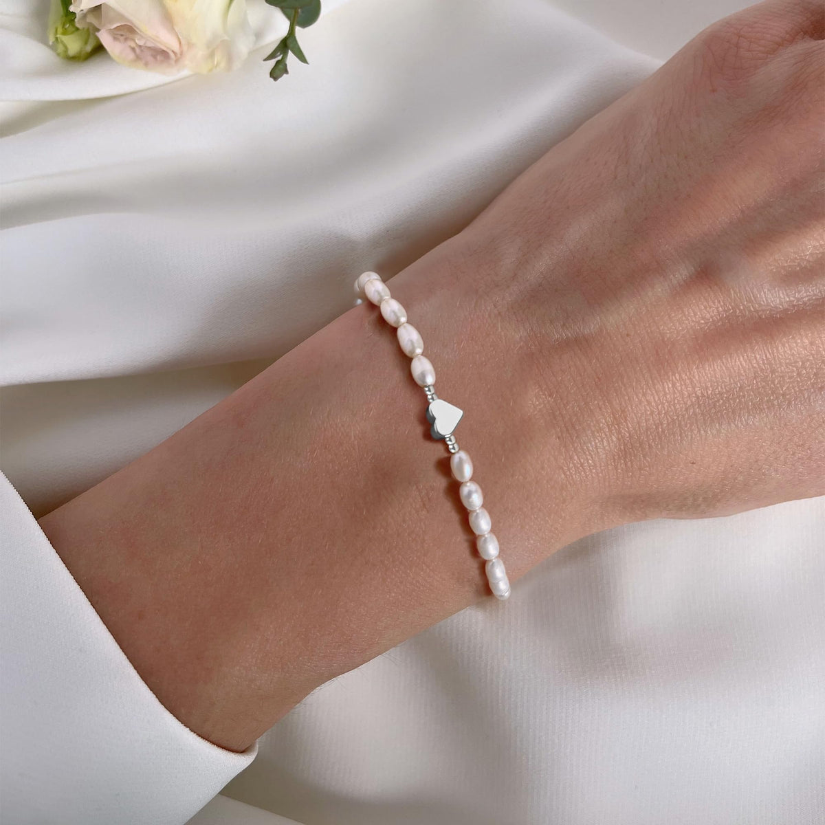 Pearl Bracelets for Women and Girls, Dainty Bracelet Wedding Pearl Jewelry