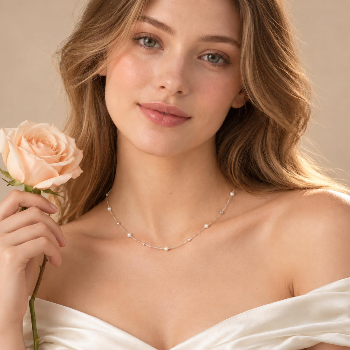 SmileBelle Pearl Necklaces for Women, 18K Gold Choker