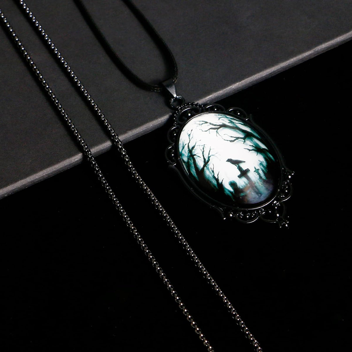 Gothic Necklace as Halloween Costume Jewelry for Women