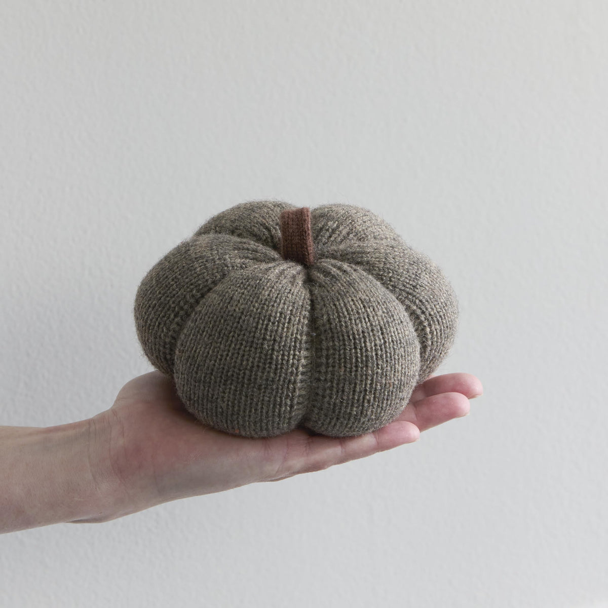 Mini Knit Pumpkins Set of 5, Fall Décor (Autumn Set)