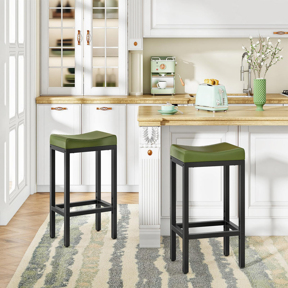 HOOBRO Bar Stools, Set of 2 Bar Chairs, Counter Height Stools, Saddle Barstools with Curved Surface, 24.8 Inches, 2.4" Thick Upholstery, for Kitchen, Dining Room, Cafe Black BB10BY01
