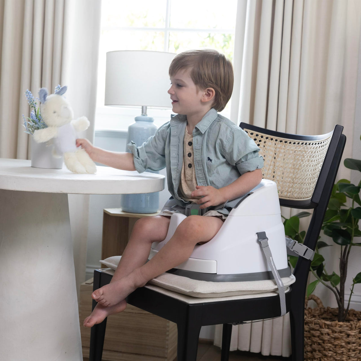 Ingenuity Baby Base 2-in-1 Booster Seat with Tray, Feeding & Floor Seat
