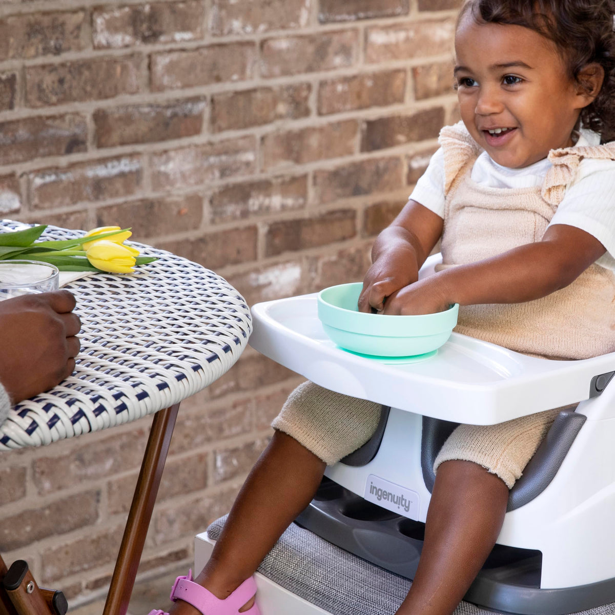 Ingenuity Baby Base 2-in-1 Booster Seat with Tray, Feeding & Floor Seat