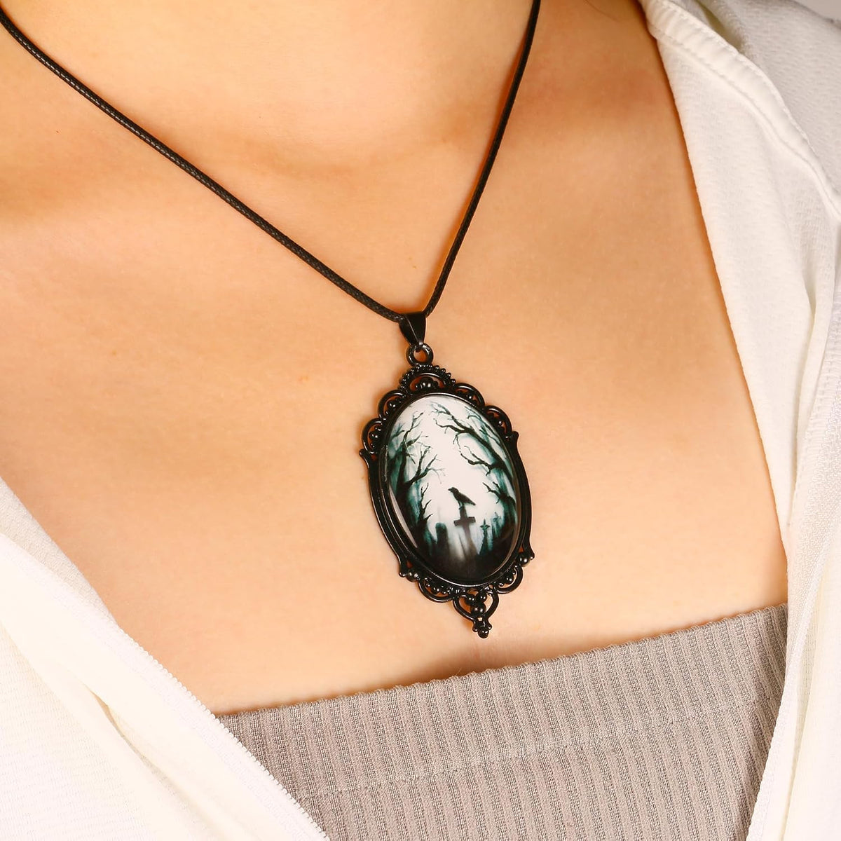 Gothic Necklace as Halloween Costume Jewelry for Women