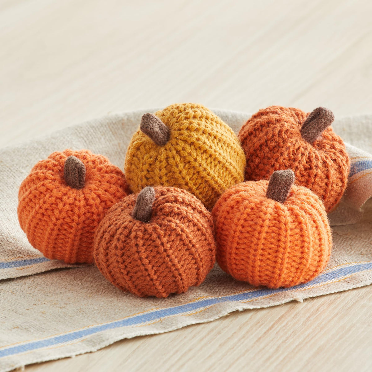 Mini Knit Pumpkins Set of 5, Fall Décor (Autumn Set)