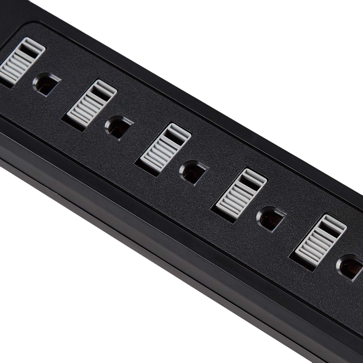 Amazon Basics Surge Protector Power Strip, 6-Outlet, 790 Joules, 6ft Extension Cord, Safety Shutters, White