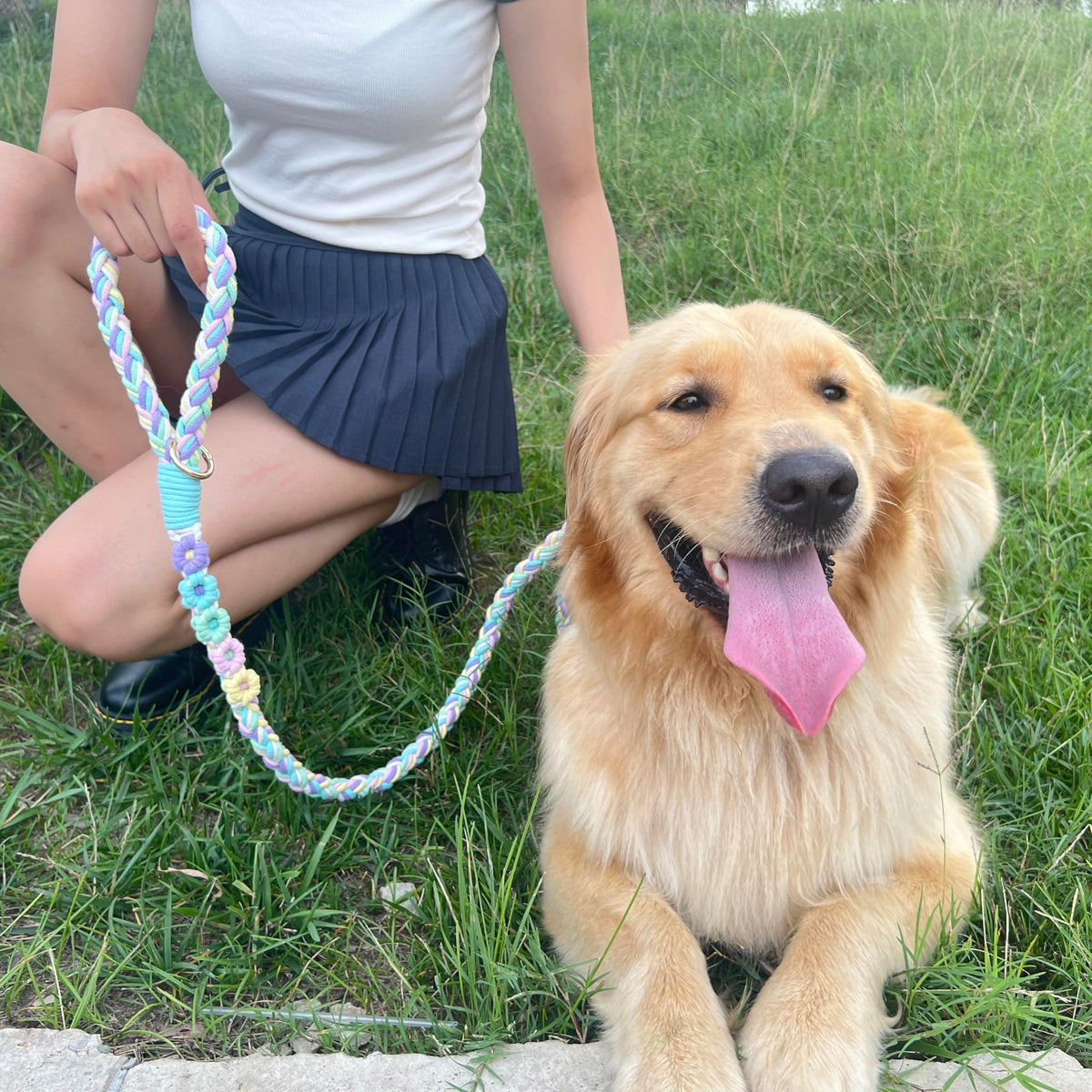 5FT Braided Cotton Rope Leash for Small, Medium and Large Dogs, Red & White Twist