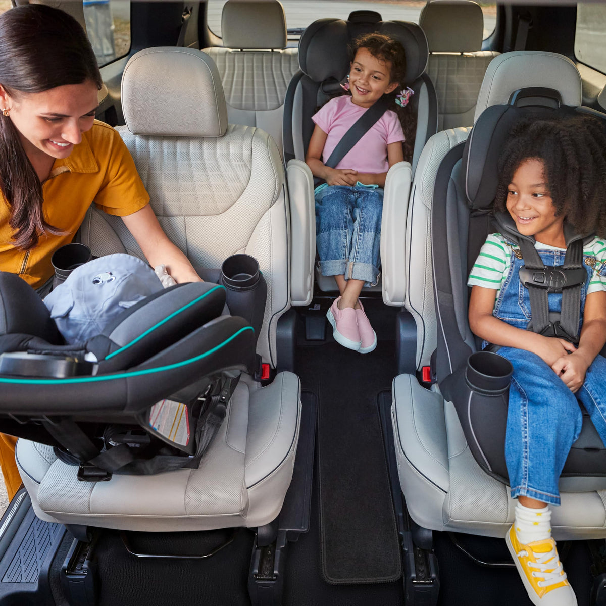 Safety 1st Grow and Go All-in-One Convertible Car Seat - Black Phantom